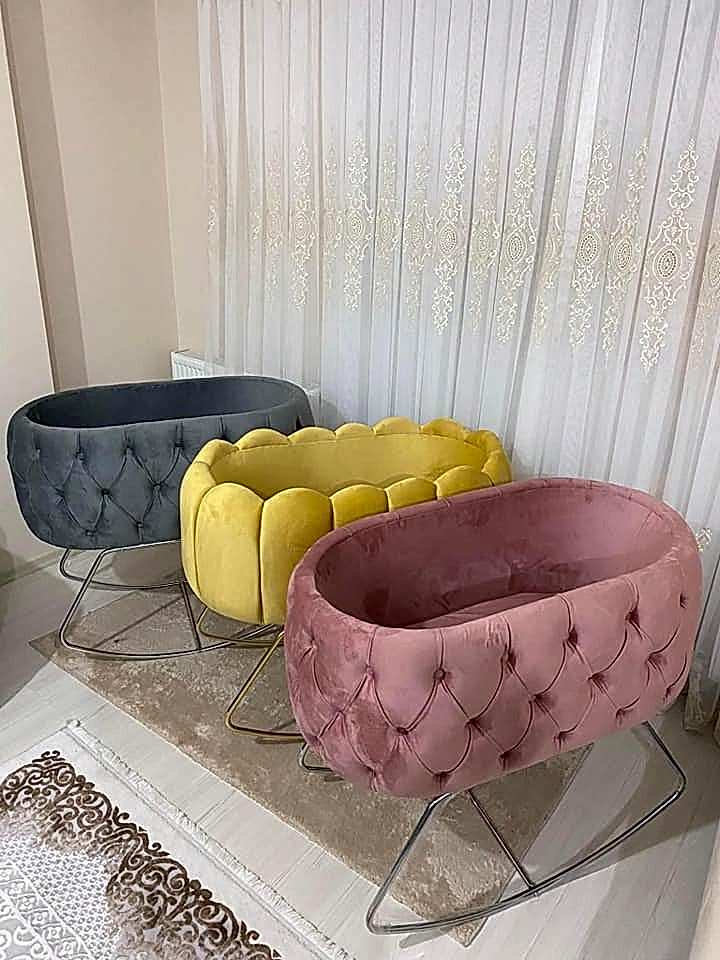 UPHOLSTERED-VELVET-BABY-CRIB-WITH-ROCKING-BASE